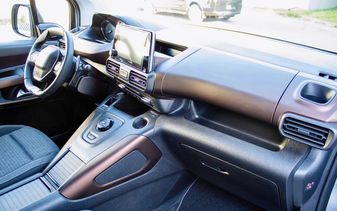 Peugeot Rifter cena 215500 przebieg: 10, rok produkcji 2024 z Busko-Zdrój małe 436